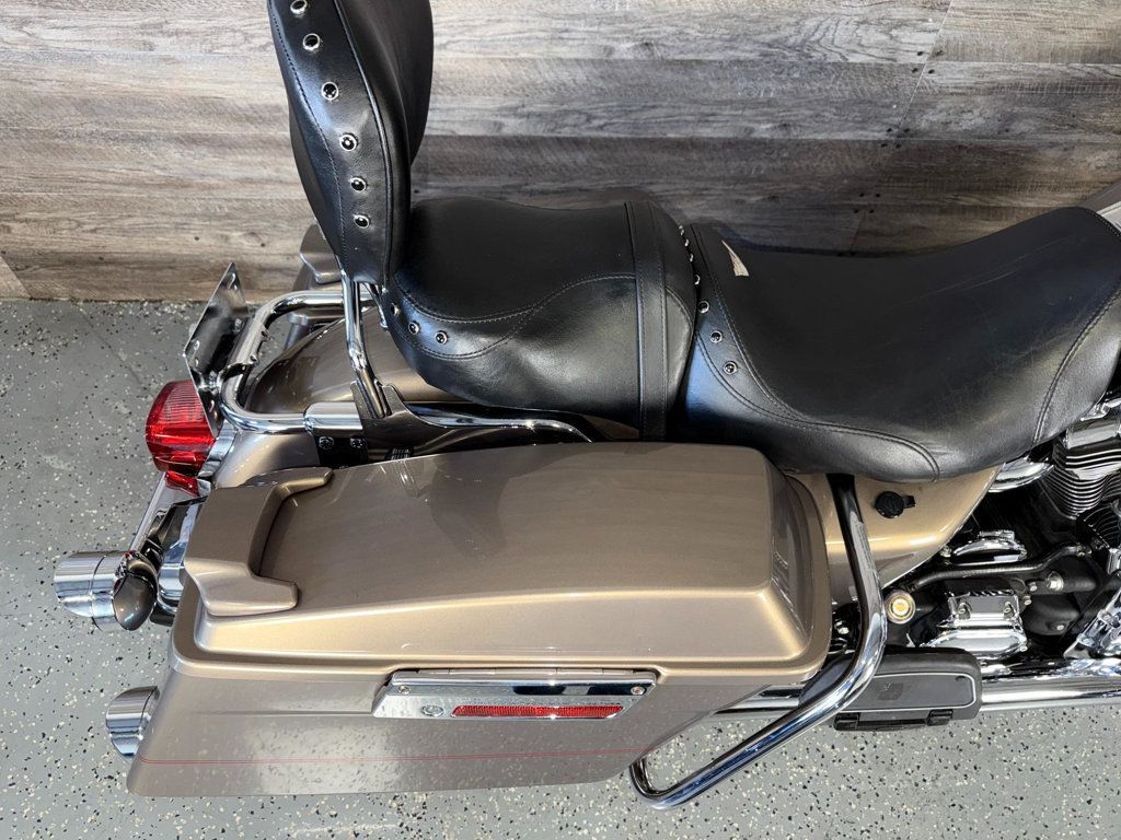 2005 Harley-Davidson FLHRI Road King SUPER CLEAN! - 22936134 - 7
