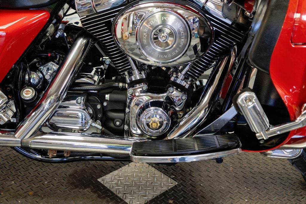 2005 Harley-Davidson FLHTCI ELECTRA GLIDE CLASSIC NICE TOURING BAGGER! - 22982452 - 23