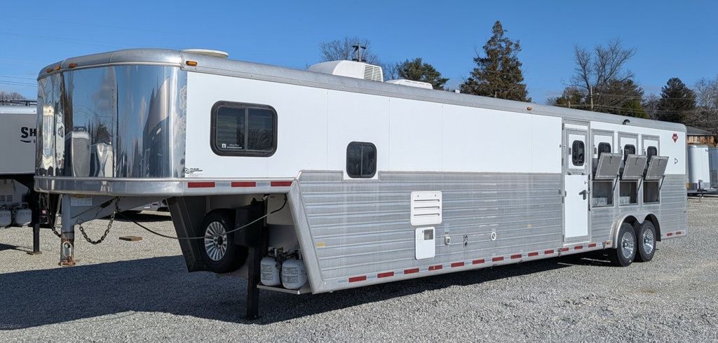 2005 Hart 4 Horse 12 foot Living Quarters  - 22994036 - 2