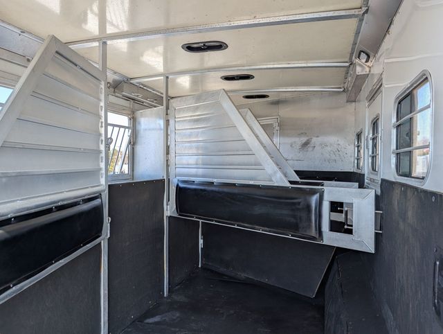 2005 Hart 4 Horse 12 foot Living Quarters  - 22994036 - 7