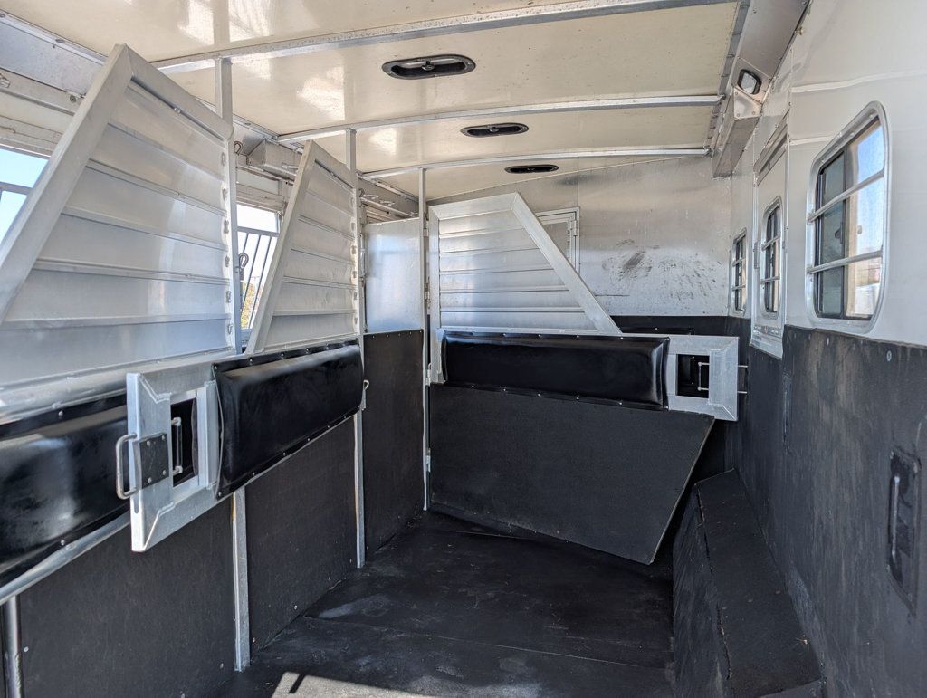 2005 Hart 4 Horse 12 foot Living Quarters  - 22994036 - 8