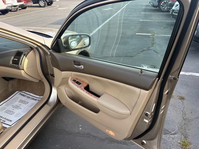 2005 Honda Accord Sedan EX-L Automatic - 23014691 - 22