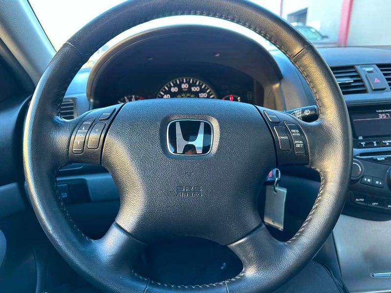 2005 Honda Accord Sedan EX-L V6 Automatic - 22929914 - 27