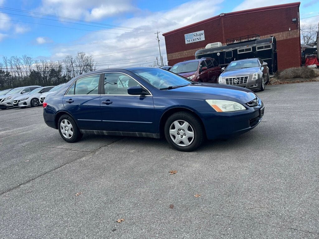 2005 Honda Accord Sedan LX Automatic - 22713409 - 2