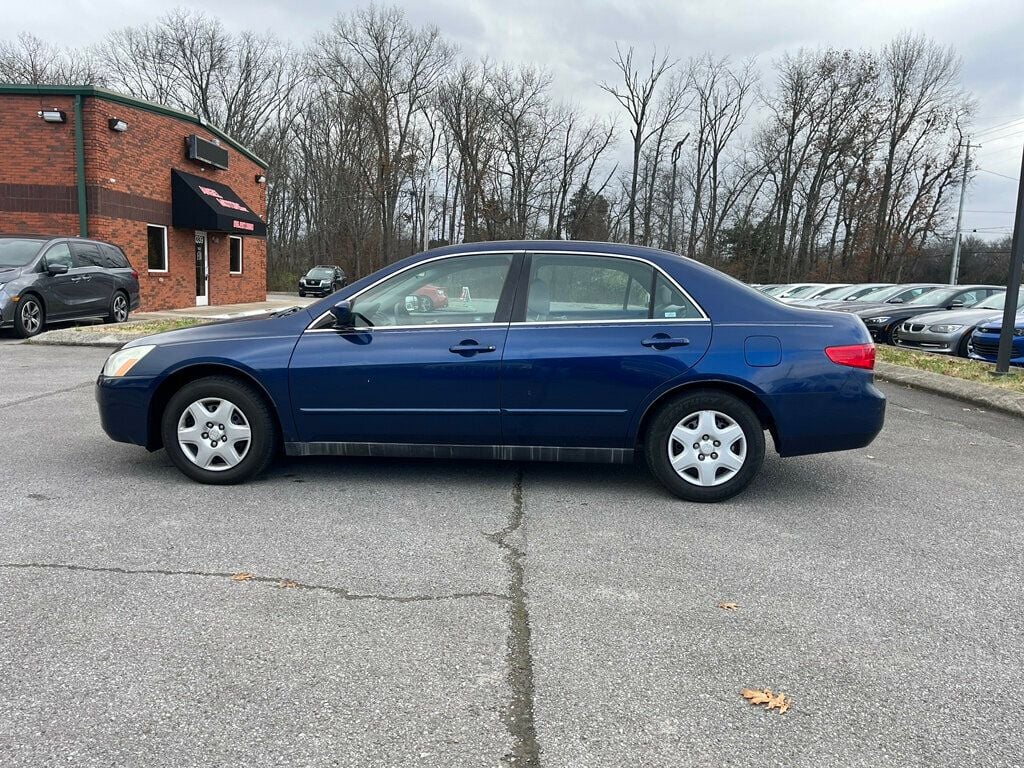 2005 Honda Accord Sedan LX Automatic - 22713409 - 5