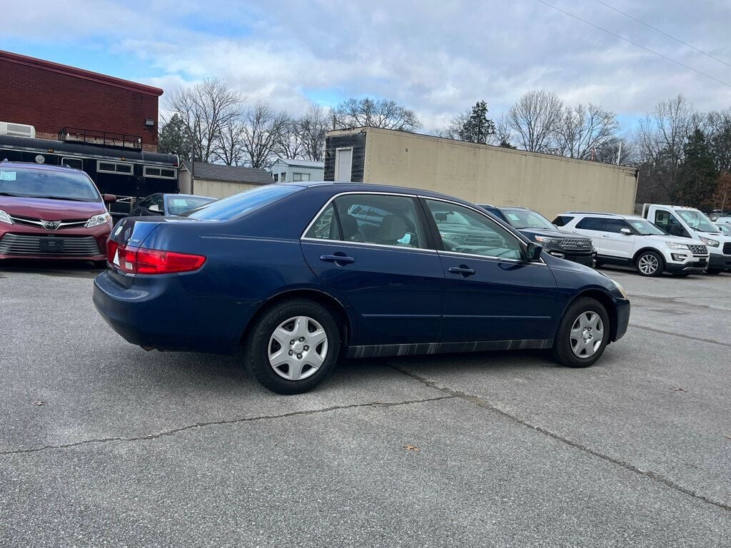 2005 Honda Accord Sedan LX Automatic - 22713409 - 7