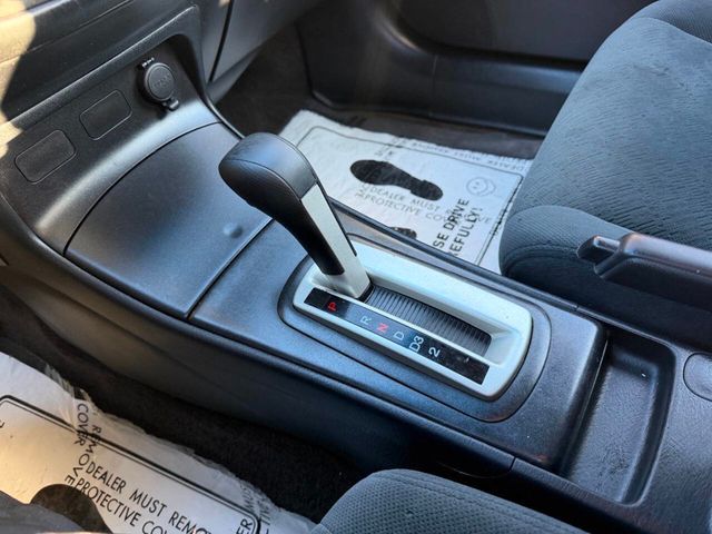 2005 Honda Civic Coupe LX Automatic SE - 22995690 - 30