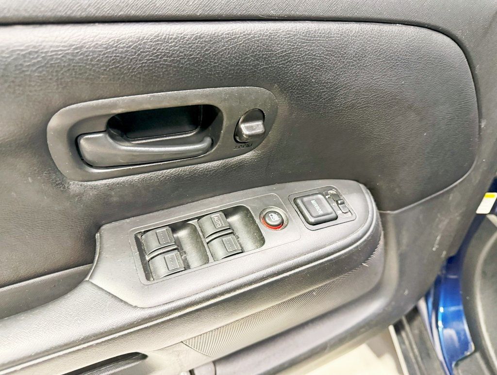 2005 Honda CR-V 2WD LX Automatic - 22903871 - 18