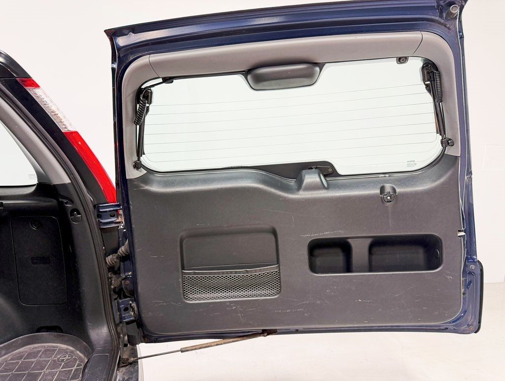 2005 Honda CR-V 2WD LX Automatic - 22903871 - 24