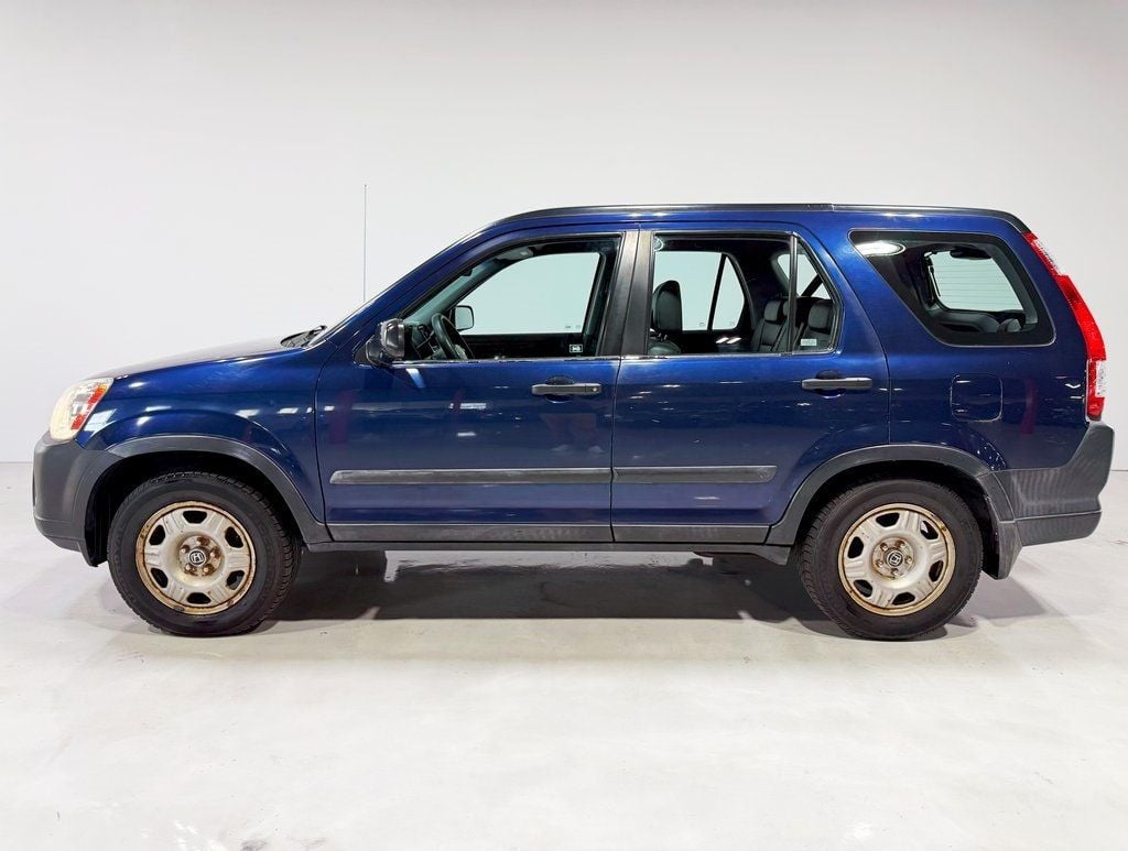 2005 Honda CR-V 2WD LX Automatic - 22903871 - 3