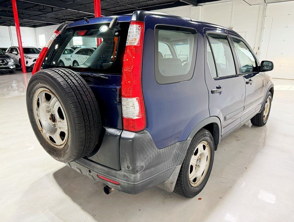 2005 Honda CR-V 2WD LX Automatic - 22903871 - 6