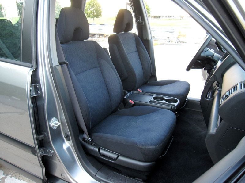 2005 Honda CR-V LX photo 21