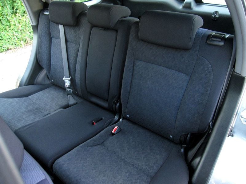 2005 Honda CR-V LX photo 26