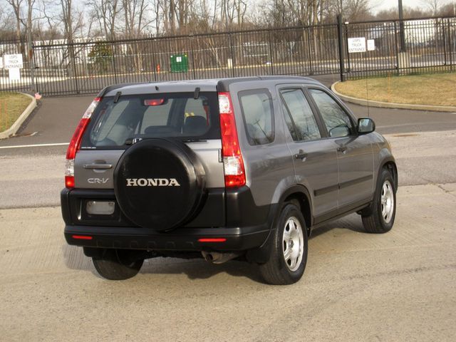 2005 Honda CR-V 4WD LX Automatic - 22971435 - 11