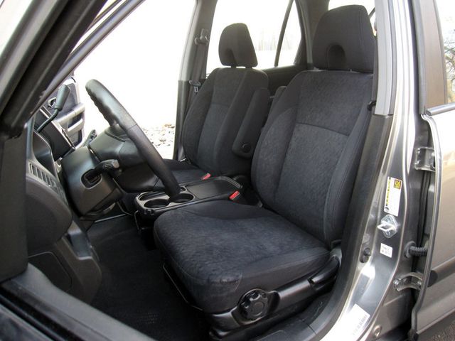 2005 Honda CR-V 4WD LX Automatic - 22971435 - 17