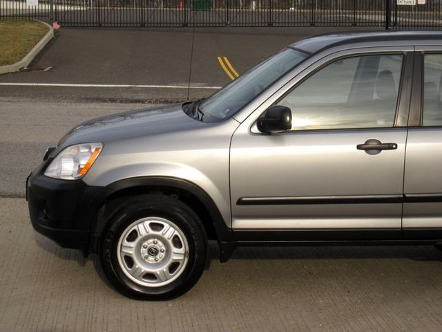 2005 Honda CR-V 4WD LX Automatic - 22971435 - 6