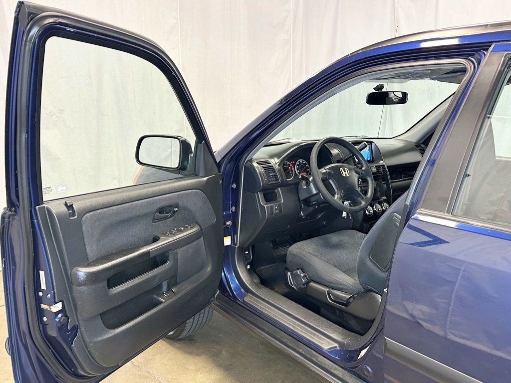 2005 Honda CR-V 4WD LX Automatic - 23047140 - 12