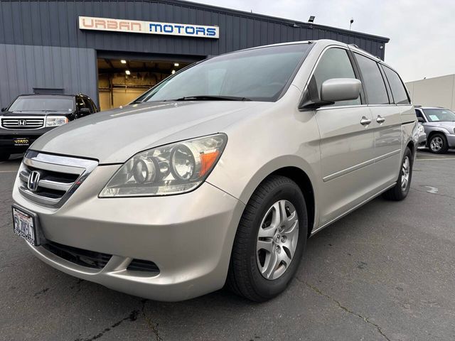 2005 Honda Odyssey EX L 4dr Mini Van w/Leather - 22985787 - 1