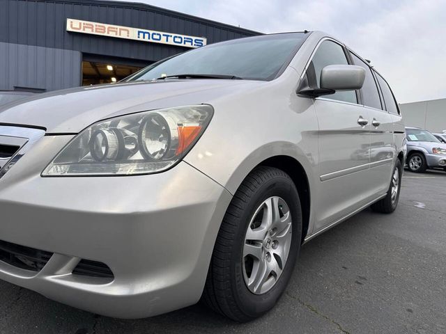2005 Honda Odyssey EX L 4dr Mini Van w/Leather - 22985787 - 23