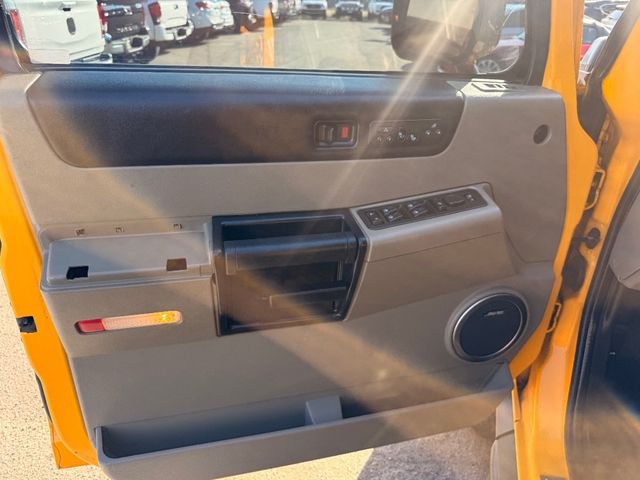 2005 HUMMER H2 4dr Wagon SUV - 22921431 - 10