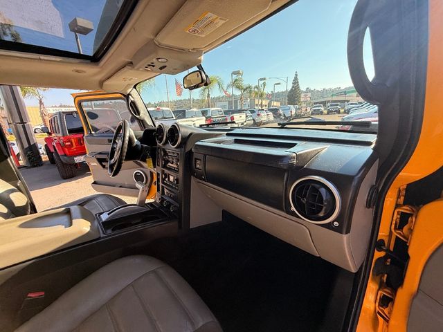 2005 HUMMER H2 4dr Wagon SUV - 22921431 - 16