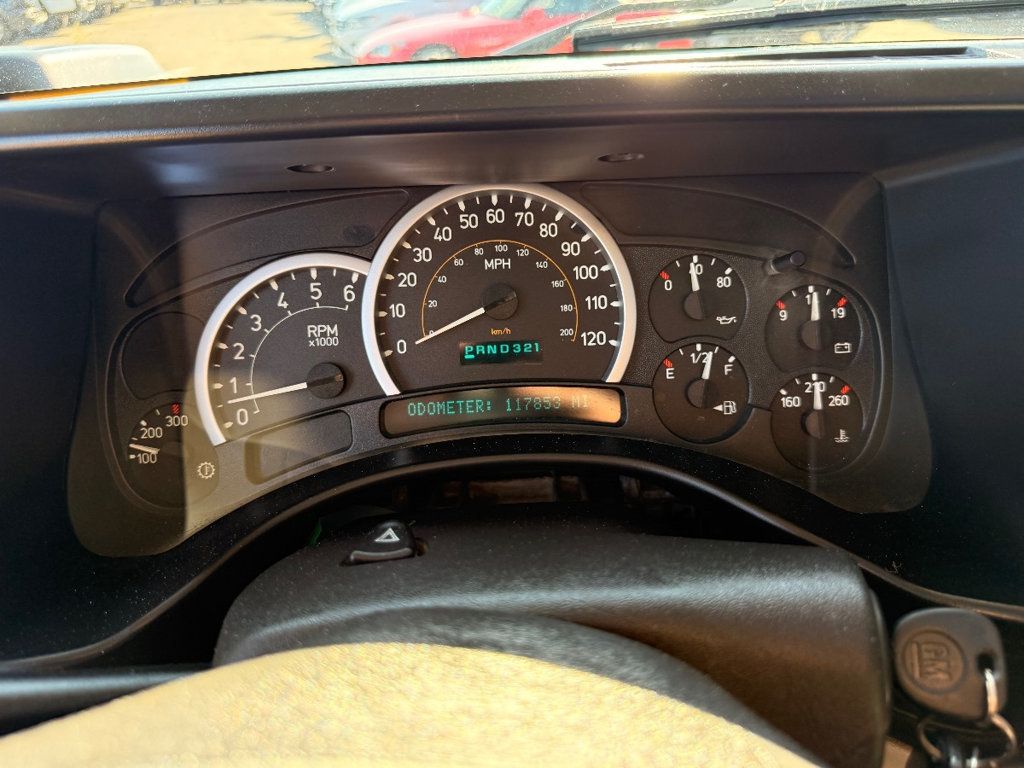 2005 HUMMER H2 4dr Wagon SUV - 22921431 - 25