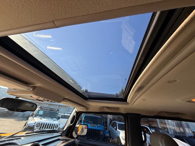 2005 HUMMER H2 4dr Wagon SUV - 22921431 - 28