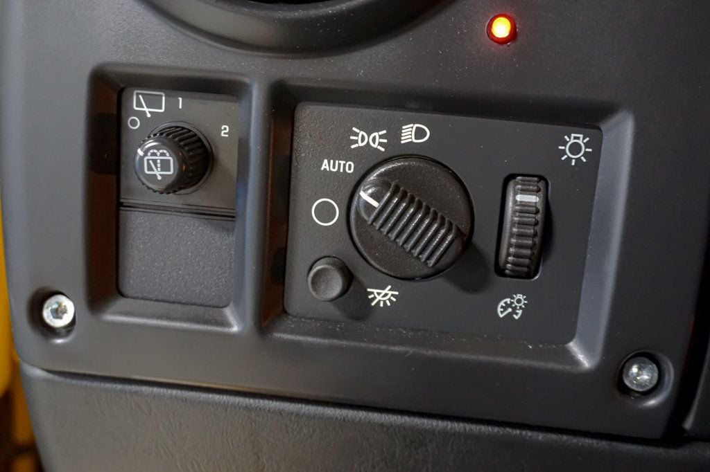 2005 HUMMER H2 *Hummer H2 SUV* *Only 46k Miles* *Upgraded Wheels* - 22952094 - 51