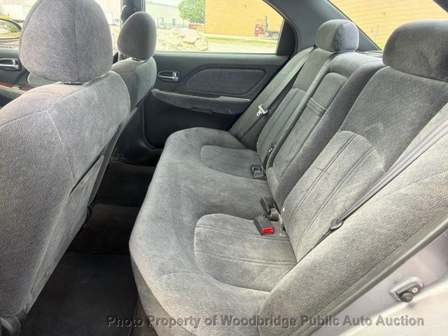 2005 Hyundai Sonata Super Deluxe (GLS) - 23040335 - 9