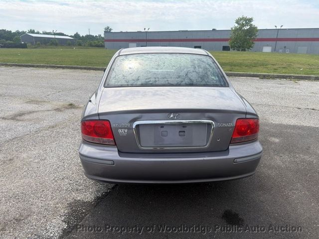 2005 Hyundai Sonata Super Deluxe (GLS) - 23040335 - 2