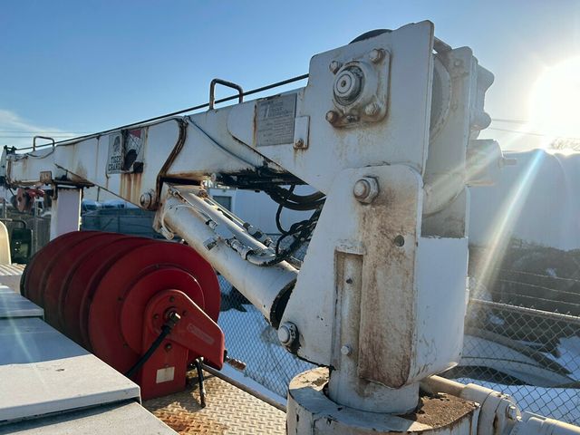 2005 International 4200 4X2 SERVICE UTILITY W/ CRANE 25,000 ORIGINAL MILES FINANCING AVAILABLE - 22996200 - 9