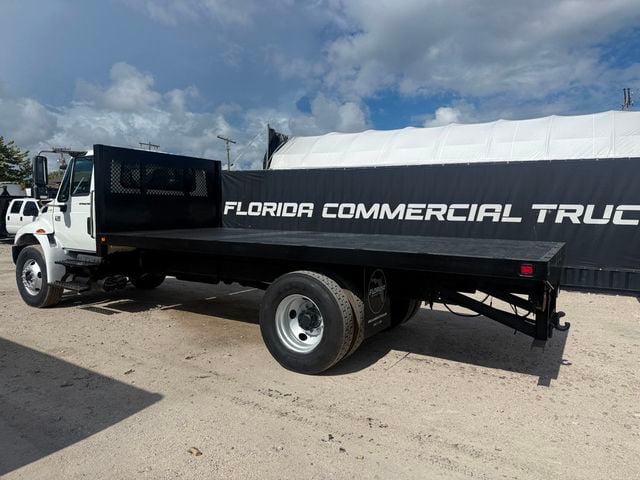 2005 International 4300 Flatbed  - 23096137 - 1