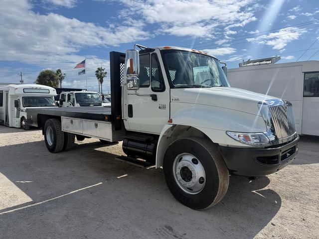2005 International 4300 Flatbed  - 23096137 - 4
