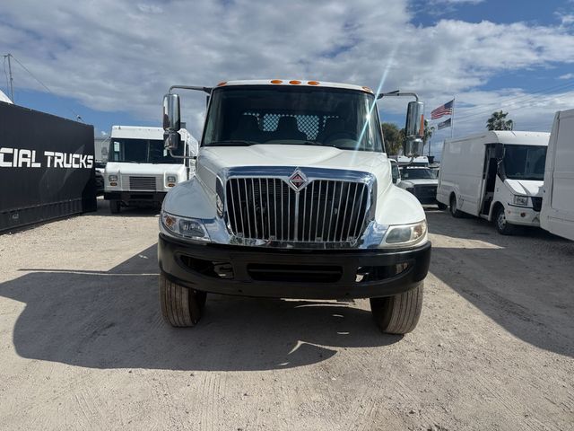 2005 International 4300 Flatbed  - 23096137 - 5