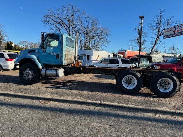 2005 International TANDEM AXLE CAB & CHASSIS LOW MILES MULTIPLE USES - 22252474 - 9