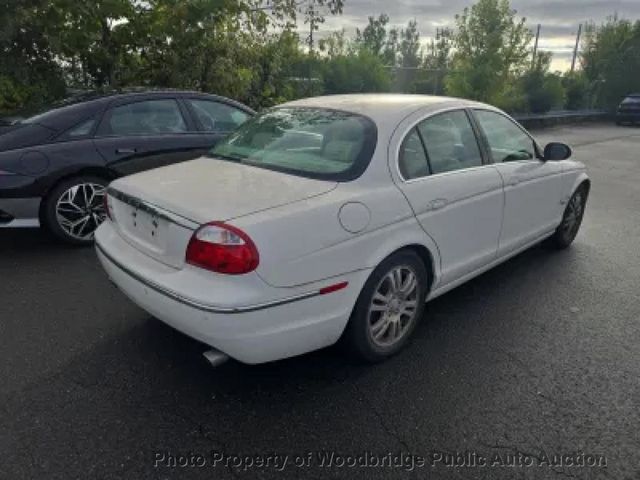 2005 Jaguar S-Type 4dr Sedan V6 - 23101539 - 4