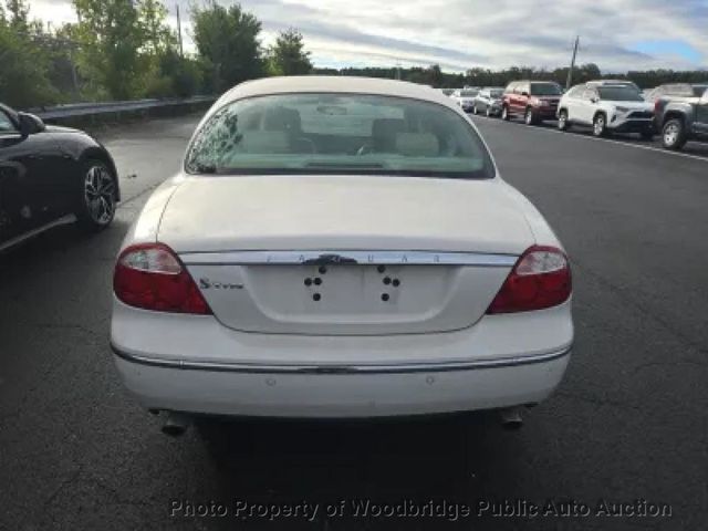 2005 Jaguar S-Type 4dr Sedan V6 - 23101539 - 5