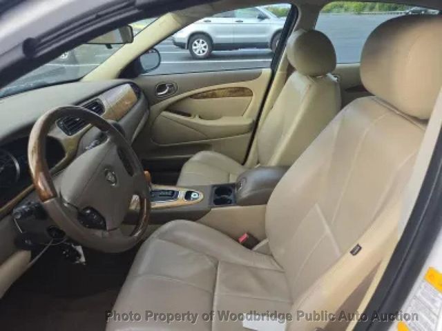 2005 Jaguar S-Type 4dr Sedan V6 - 23101539 - 7