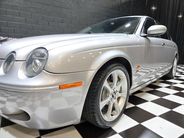 2005 Jaguar S-Type 4dr Sedan V8 R Supercharged - 22934584 - 12
