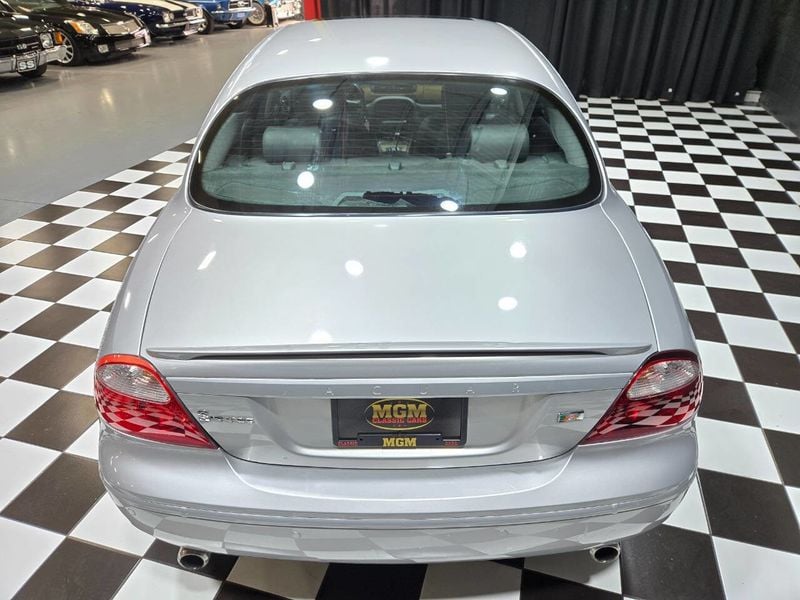 2005 Jaguar S-Type 4dr Sedan V8 R Supercharged - 22934584 - 21
