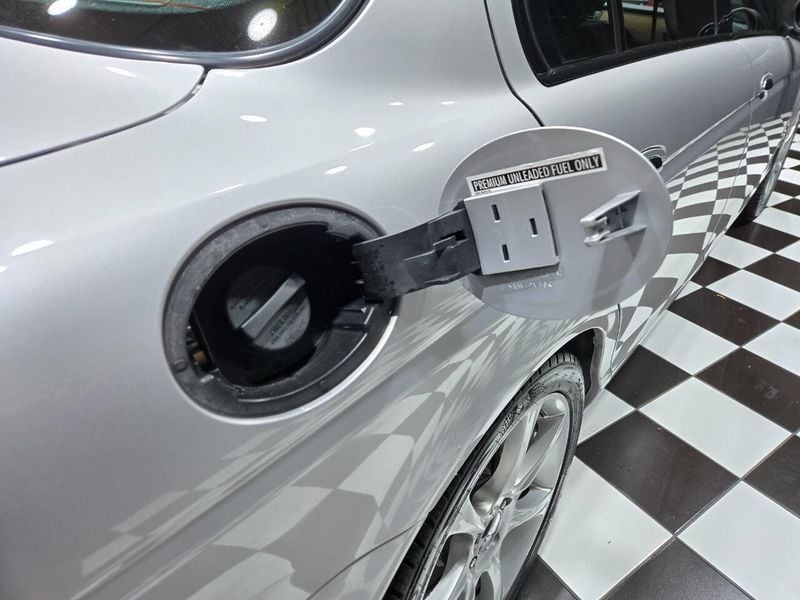 2005 Jaguar S-Type 4dr Sedan V8 R Supercharged - 22934584 - 28