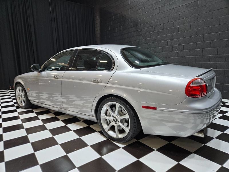 2005 Jaguar S-Type 4dr Sedan V8 R Supercharged - 22934584 - 2