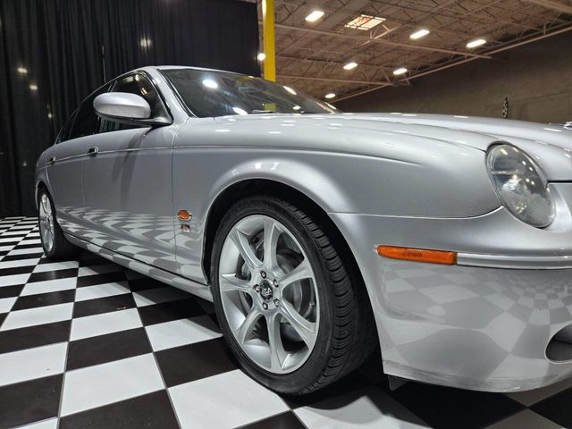 2005 Jaguar S-Type 4dr Sedan V8 R Supercharged - 22934584 - 35