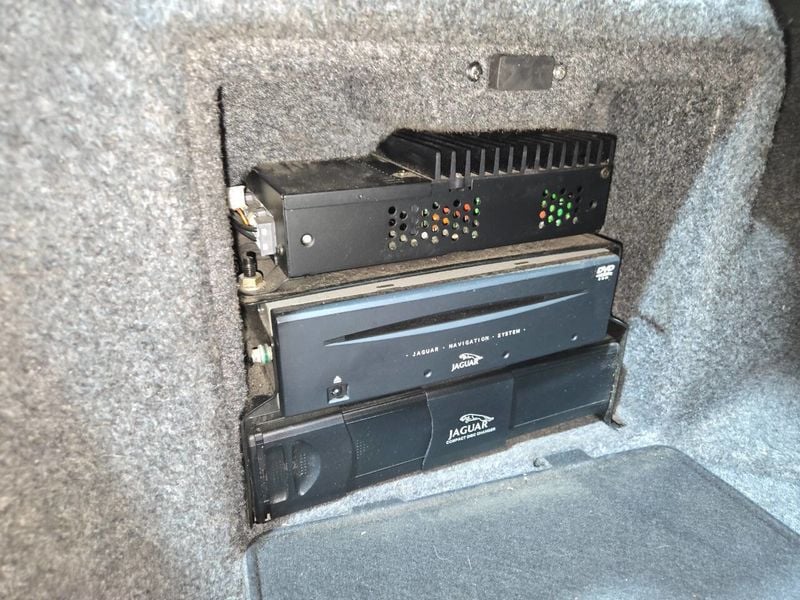 2005 Jaguar S-Type 4dr Sedan V8 R Supercharged - 22934584 - 42