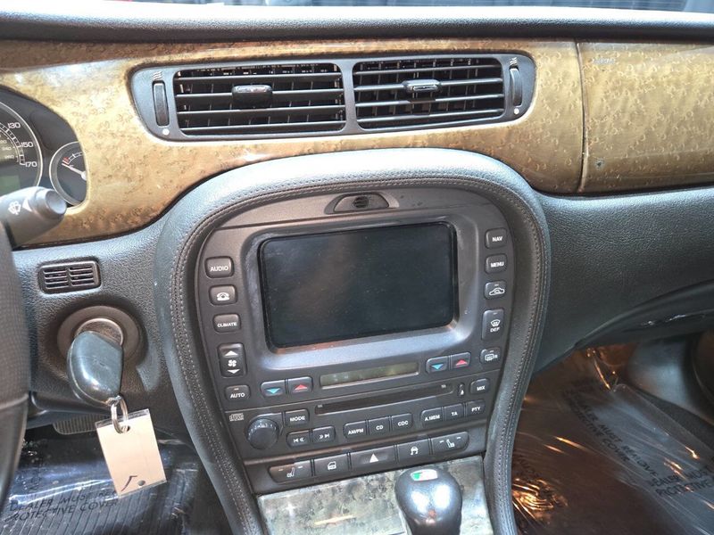 2005 Jaguar S-Type 4dr Sedan V8 R Supercharged - 22934584 - 73