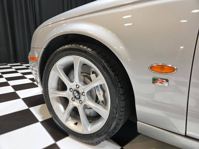 2005 Jaguar S-Type 4dr Sedan V8 R Supercharged - 23021959 - 11
