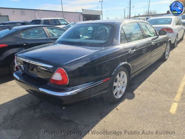 2005 Jaguar XJ 4dr Sedan XJ8 LWB - 22947469 - 2