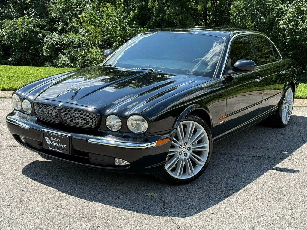 2005 Jaguar XJ Local Trade/XJR/Heated Leather Seats/Alpine Premium Audio/NAV - 23061713 - 1