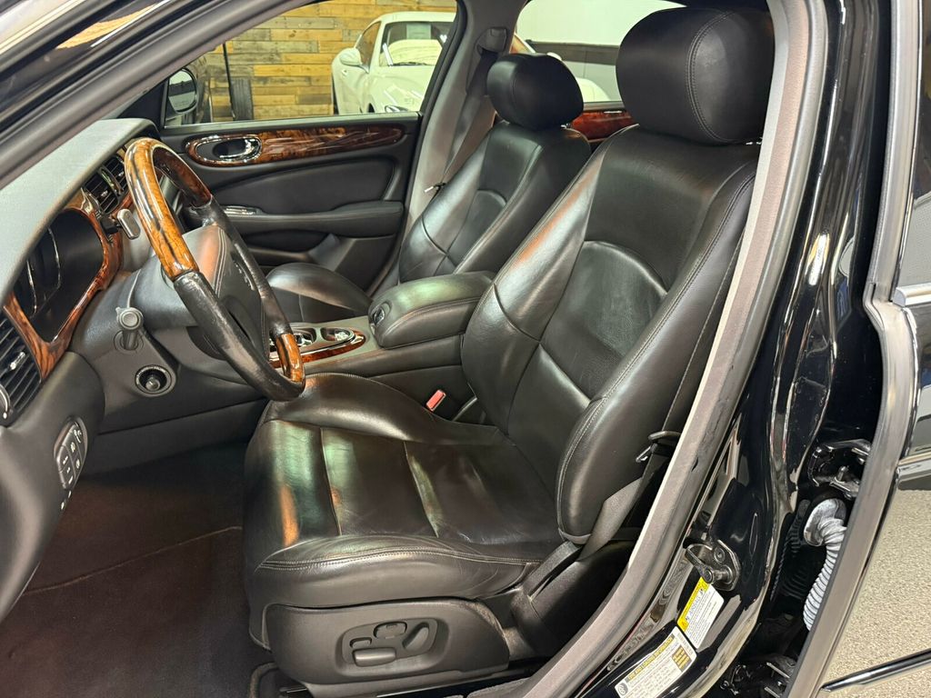 2005 Jaguar XJ Local Trade/XJR/Heated Leather Seats/Alpine Premium Audio/NAV - 23061713 - 22