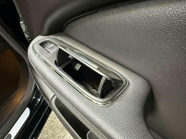 2005 Jaguar XJ Local Trade/XJR/Heated Leather Seats/Alpine Premium Audio/NAV - 23061713 - 35